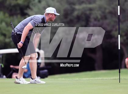 Thumbnail 3 in UIL 2A Golf State Championship photogallery.