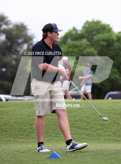 Thumbnail 1 in UIL 2A Golf State Championship photogallery.