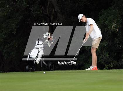Thumbnail 1 in UIL 2A Golf State Championship photogallery.