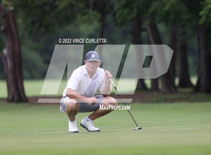 Thumbnail 2 in UIL 2A Golf State Championship photogallery.