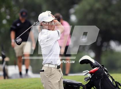 Thumbnail 3 in UIL 2A Golf State Championship photogallery.