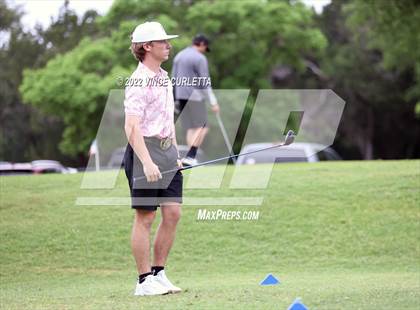 Thumbnail 2 in UIL 2A Golf State Championship photogallery.