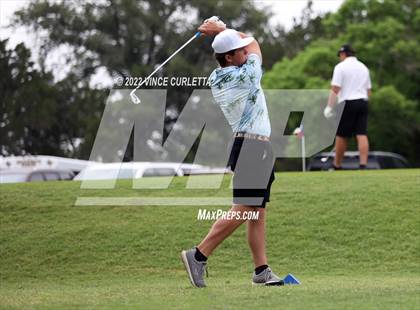 Thumbnail 1 in UIL 2A Golf State Championship photogallery.