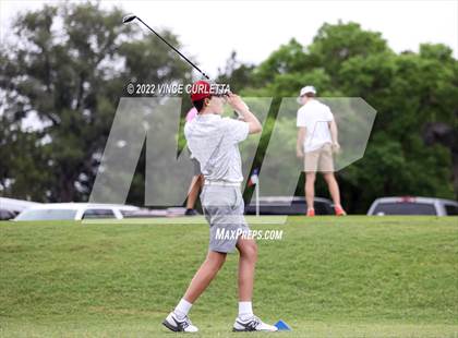 Thumbnail 1 in UIL 2A Golf State Championship photogallery.