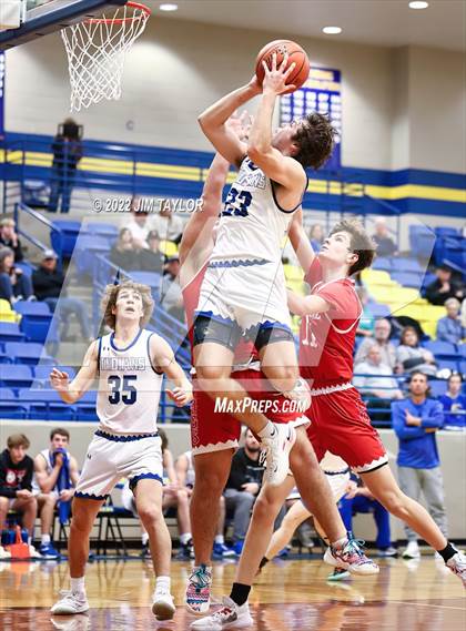 Thumbnail 2 in Christoval vs Lipan (Lipan HD Howard Classic) photogallery.
