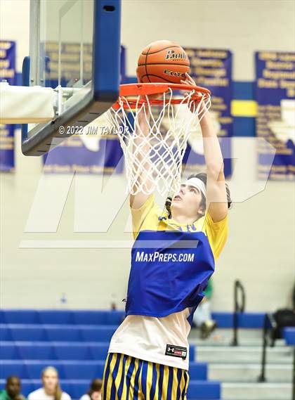 Thumbnail 1 in Christoval vs Lipan (Lipan HD Howard Classic) photogallery.