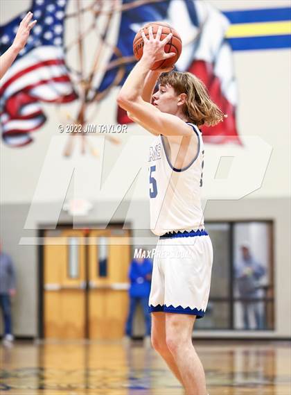 Thumbnail 1 in Christoval vs Lipan (Lipan HD Howard Classic) photogallery.