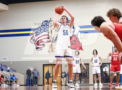 Thumbnail 3 in Christoval vs Lipan (Lipan HD Howard Classic) photogallery.