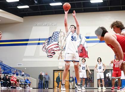 Thumbnail 2 in Christoval vs Lipan (Lipan HD Howard Classic) photogallery.