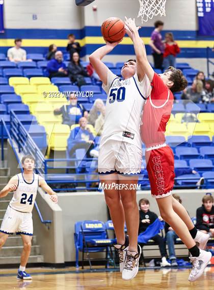 Thumbnail 2 in Christoval vs Lipan (Lipan HD Howard Classic) photogallery.
