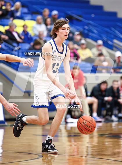 Thumbnail 2 in Christoval vs Lipan (Lipan HD Howard Classic) photogallery.
