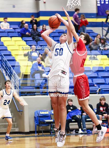 Thumbnail 1 in Christoval vs Lipan (Lipan HD Howard Classic) photogallery.