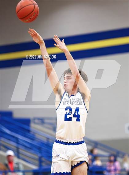 Thumbnail 3 in Christoval vs Lipan (Lipan HD Howard Classic) photogallery.