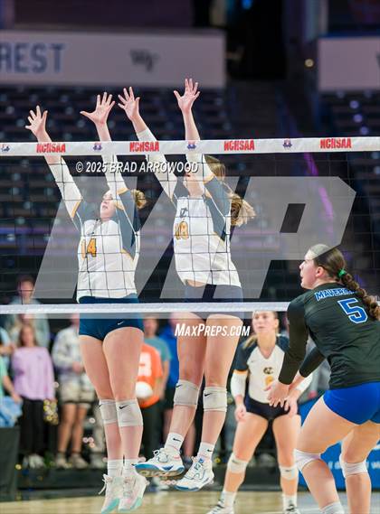 Thumbnail 2 in D.H. Conley vs Marvin Ridge (NCHSAA 7A Final) photogallery.