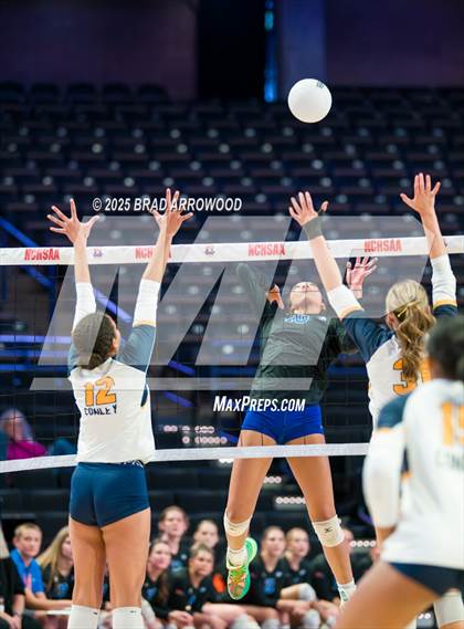 Thumbnail 3 in D.H. Conley vs Marvin Ridge (NCHSAA 7A Final) photogallery.