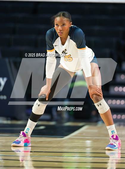 Thumbnail 1 in D.H. Conley vs Marvin Ridge (NCHSAA 7A Final) photogallery.