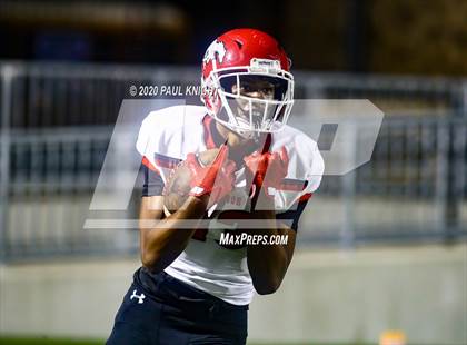 Thumbnail 1 in Manor vs. Weiss photogallery.