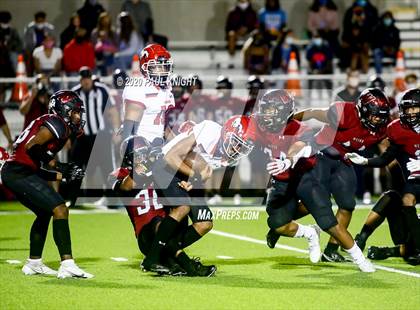 Thumbnail 2 in Manor vs. Weiss photogallery.