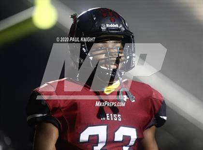 Thumbnail 1 in Manor vs. Weiss photogallery.