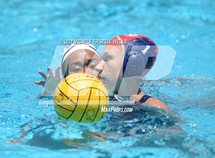 Thumbnail 3 in Mater Dei Catholic vs. Mira Mesa (CIF San Diego Section D1 Quarterfinal) photogallery.