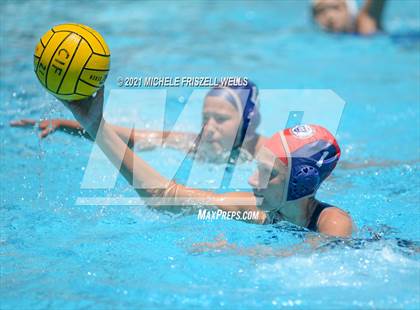 Thumbnail 2 in Mater Dei Catholic vs. Mira Mesa (CIF San Diego Section D1 Quarterfinal) photogallery.