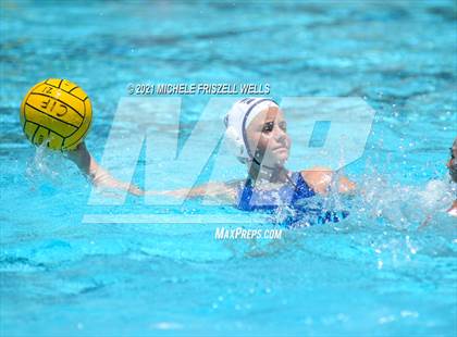 Thumbnail 2 in Mater Dei Catholic vs. Mira Mesa (CIF San Diego Section D1 Quarterfinal) photogallery.