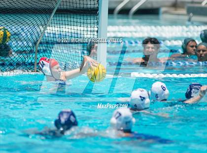 Thumbnail 2 in Mater Dei Catholic vs. Mira Mesa (CIF San Diego Section D1 Quarterfinal) photogallery.