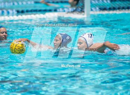 Thumbnail 3 in Mater Dei Catholic vs. Mira Mesa (CIF San Diego Section D1 Quarterfinal) photogallery.
