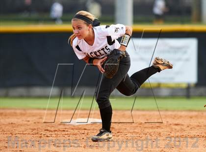 Thumbnail 3 in Pope @ Sprayberry photogallery.