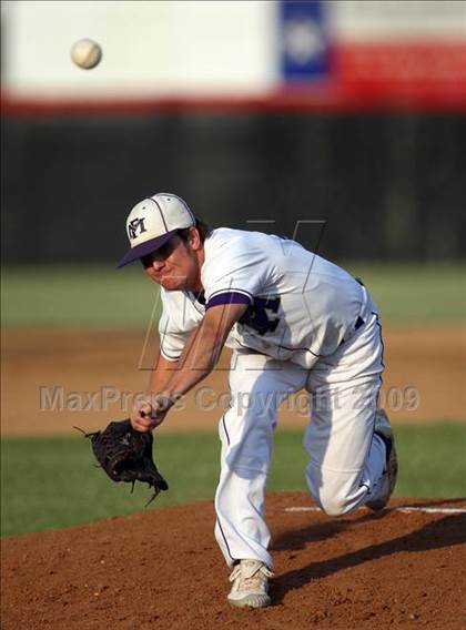 Thumbnail 3 in Marble Falls vs. Hutto photogallery.