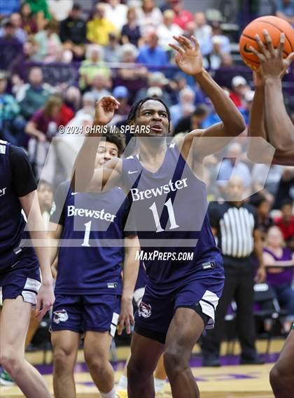 Thumbnail 2 in Brewster Academy National vs. Oak Ridge photogallery.