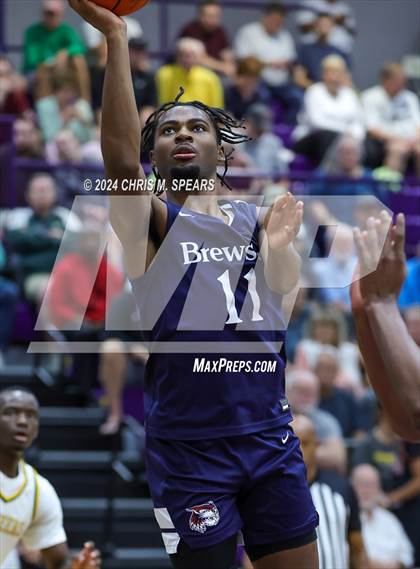 Thumbnail 3 in Brewster Academy National vs. Oak Ridge photogallery.