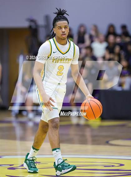 Thumbnail 3 in Brewster Academy National vs. Oak Ridge photogallery.