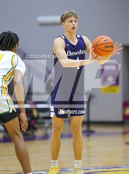 Thumbnail 1 in Brewster Academy National vs. Oak Ridge photogallery.