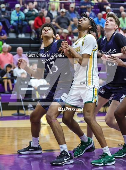 Thumbnail 3 in Brewster Academy National vs. Oak Ridge photogallery.