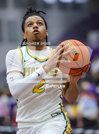 Thumbnail 3 in Brewster Academy National vs. Oak Ridge photogallery.