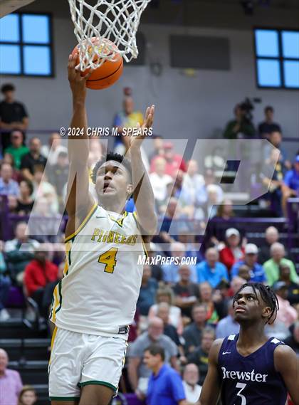 Thumbnail 1 in Brewster Academy National vs. Oak Ridge photogallery.