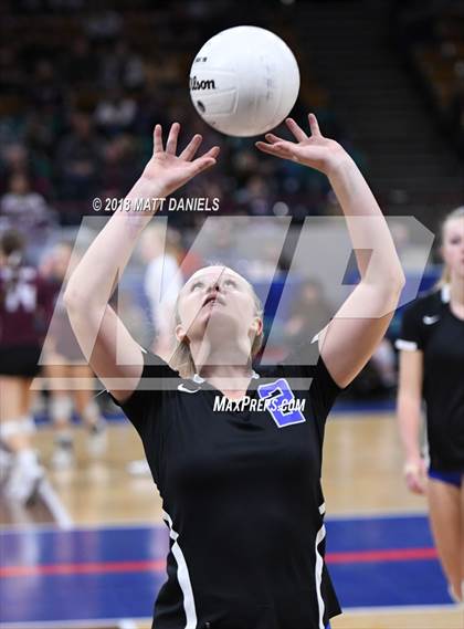 Thumbnail 2 in Discovery Canyon vs. Longmont (CHSAA 4A Playoff) photogallery.