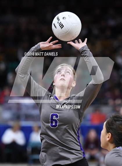 Thumbnail 3 in Discovery Canyon vs. Longmont (CHSAA 4A Playoff) photogallery.