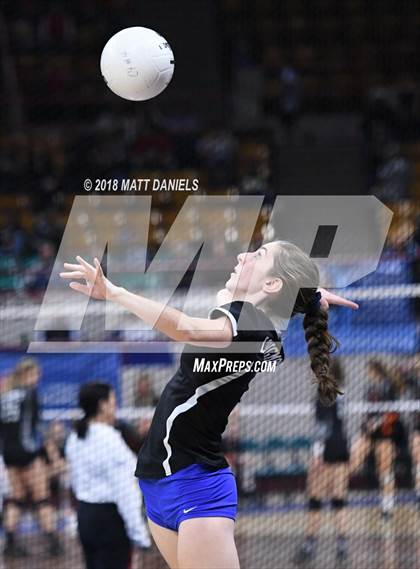 Thumbnail 2 in Discovery Canyon vs. Longmont (CHSAA 4A Playoff) photogallery.