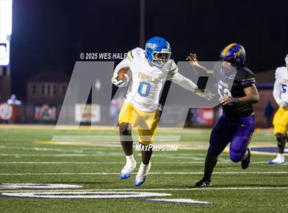 Thumbnail 1 in Tupelo @ DeSoto Central photogallery.