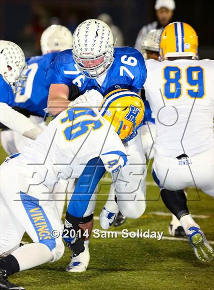 Thumbnail 2 in Rockhurst vs. Howell photogallery.