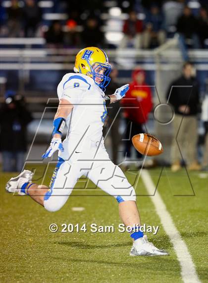 Thumbnail 2 in Rockhurst vs. Howell photogallery.