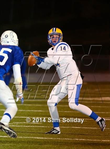 Thumbnail 3 in Rockhurst vs. Howell photogallery.