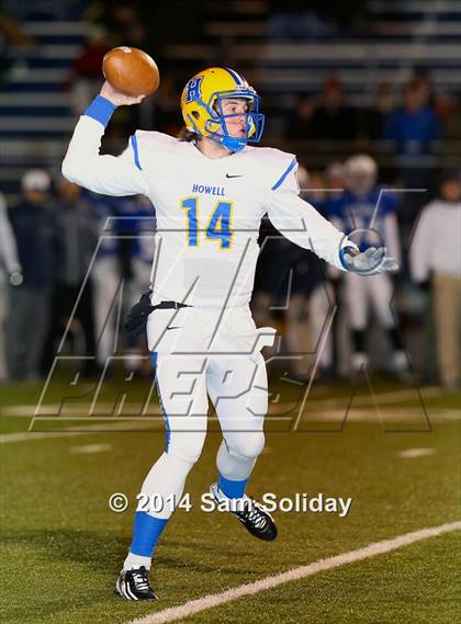 Thumbnail 1 in Rockhurst vs. Howell photogallery.