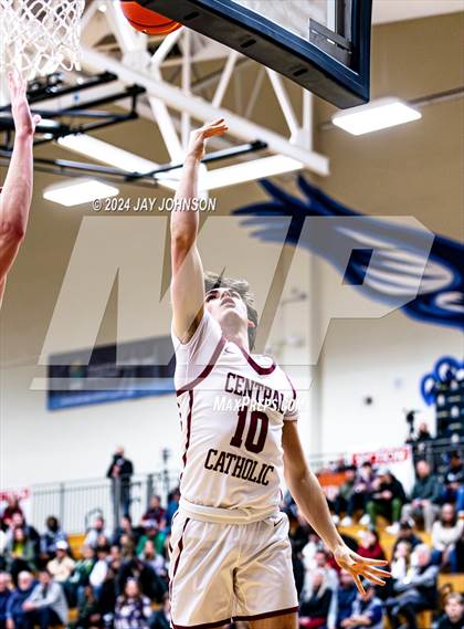 Thumbnail 1 in Cascade Christian @ Central Catholic (Les Schwab Invitational) photogallery.