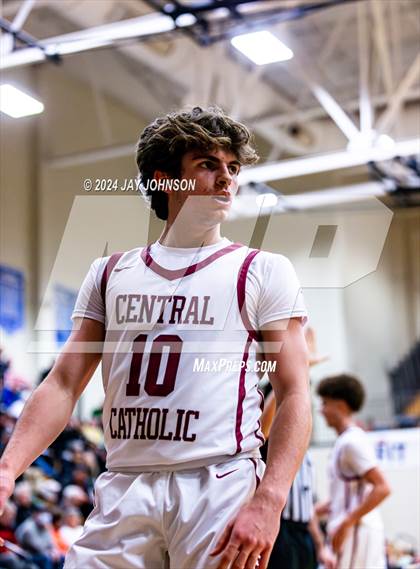 Thumbnail 3 in Cascade Christian @ Central Catholic (Les Schwab Invitational) photogallery.