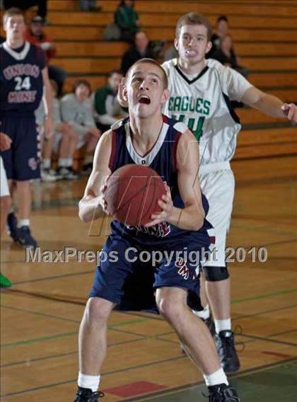 Thumbnail 2 in El Camino vs. Union Mine (Mesa Verde Tournament) photogallery.