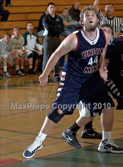 Thumbnail 3 in El Camino vs. Union Mine (Mesa Verde Tournament) photogallery.