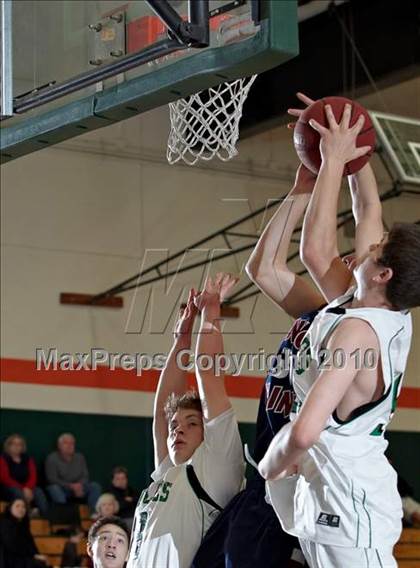 Thumbnail 2 in El Camino vs. Union Mine (Mesa Verde Tournament) photogallery.